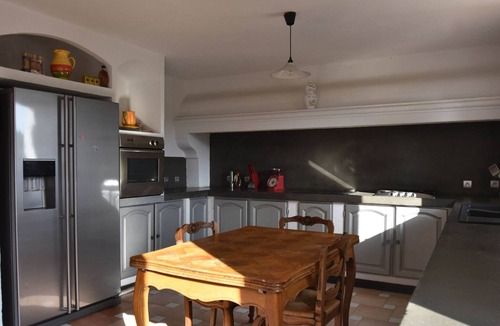 Saint-Paul-en-Foret Villa | Modernly decorated Provençal house