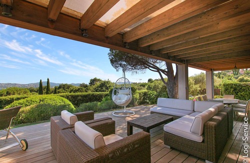 Cote d'Azur- French Riviera House | Near the beach, villa 8 persons with a pool and air-conditioned bedrooms.