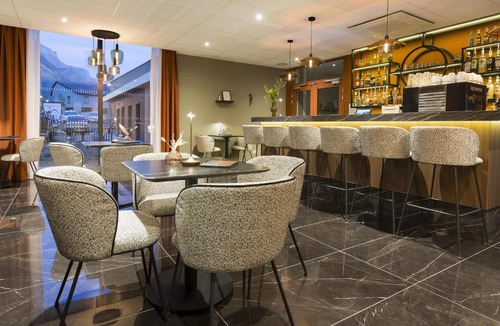 Saint-Jean-de-Maurienne Hotel | Nehô Suites Saint Jean de Maurienne