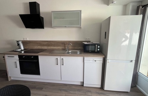 Ronce-les-Bains Apartment | New apartment ronce les bains beach 300 m walk under the pines