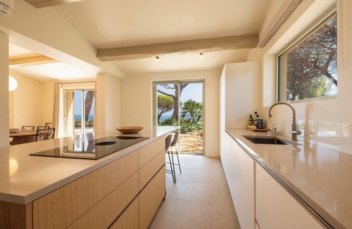 Ramatuelle House | New! Exceptional villa with ocean views, private beach access, and an infinity pool!