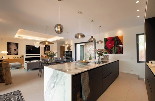 Saint-Tropez Villa | New villa close saint tropez village and Place des lices, in a closed domain