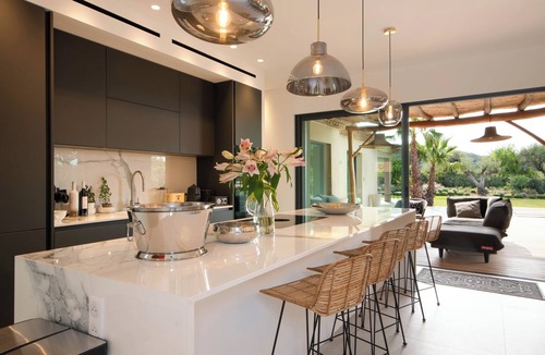 Saint-Tropez Villa | New villa close saint tropez village and Place des lices, in a closed domain