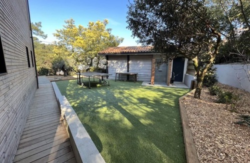 Lacanau-Ocean Villa | New villa for 12/14 people - swimming pool - ideally located - good amenities