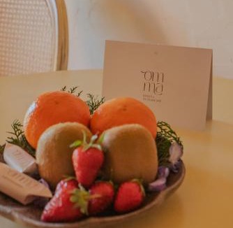 Roussillon Hotel | Omma