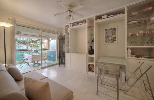 Carnot Apartment | One bedroom apartment in the center of Cannes walking distance to the Palais des Festivals and beach - 2198