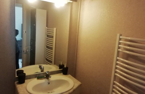 Fourchambault Apartment | Pégase, Meublé 3, Supermarché, Animaux Acceptés, Terrasse Privée