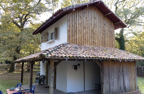 Sabres House | P'tit Gîte La Preillouse in the heart of the Landes de Gascogne Regional Park.