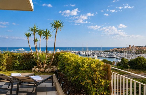 Plaine de la Brague Apartment | Penthouse - 180° sea-view rooftop, Port Vauban