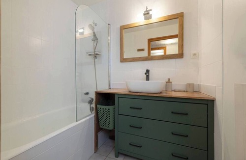 Les Praz-de-Chamonix Apartment | Petit Social - Chaleureux | 4pax | Vue Montagne | Remontée300m