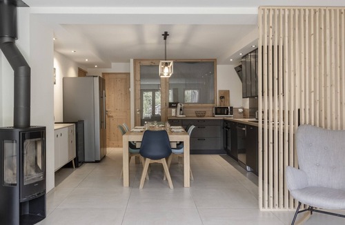 Les Bossons Apartment | Pierre Belle - 80m² - Grande Terrasse et Jardin