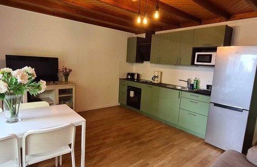 Annecy-le-Vieux Apartment | Pom'Verte-Near downtown and the lake-Free private parking (Rated 3✰)