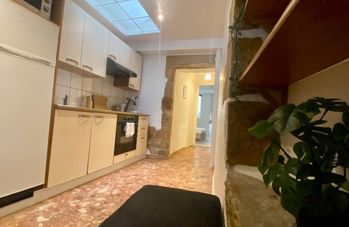 Nevers Apartment | Pop Boulevard
