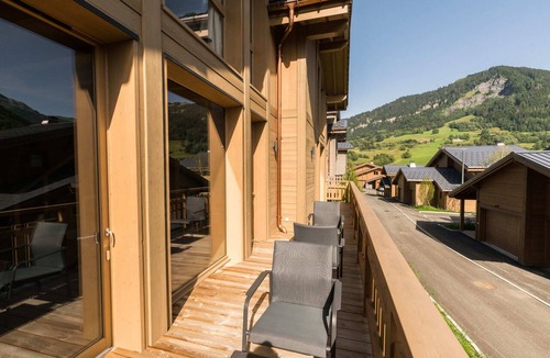 Praz-sur-Arly Ski Chalet | Praz-sur-Arly | 14 pax | Mountain Fun