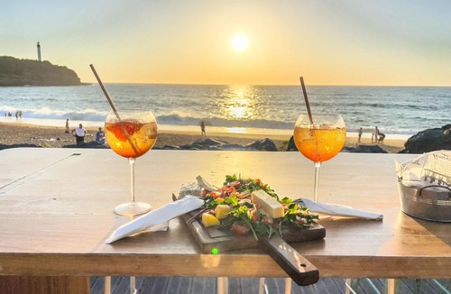 Anglet Hotel | Premium Two-Bedroom Room for 2 Adults and 1 Child with a Stunning Ocean View
