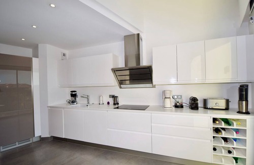 Pontaillac Apartment | PRESTIGE RANGE - VACATION RENTALS IN ROYAN AND PONTAILLAC - 2-BEDROOM APARTMENT