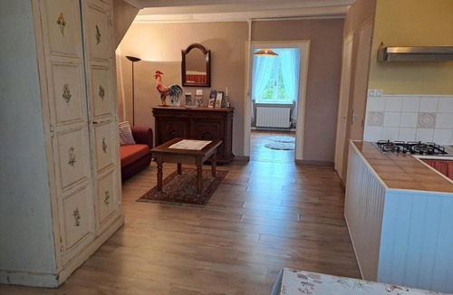 Coligny House | Promenade de Pinal - Coligny