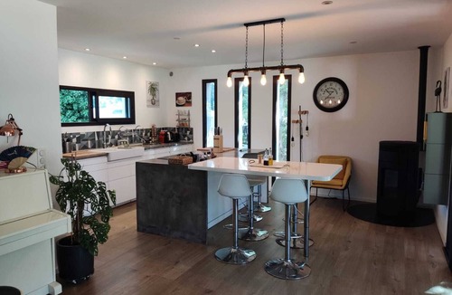 Mouans-Sartoux House | Property with two contemporary villas, swimming pool, ideal for families.