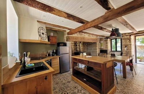 Saint-Yrieix-le-Dejalat House | Renovated farmhouse in the heart of nature in Corrèze