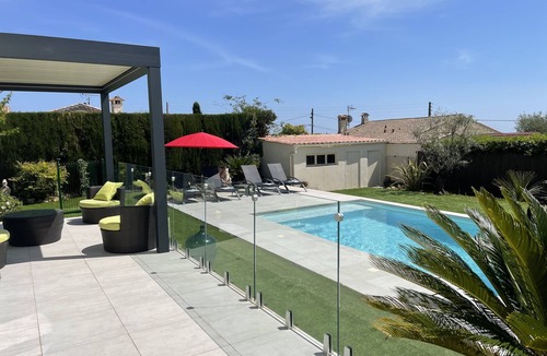 Grasse Villa | Renovated family home with secure swimming pool