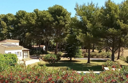 Sainte-Anne du Castellet Villa | Renovated family villa in a peaceful setting in the heart of the Bandol vineyards.