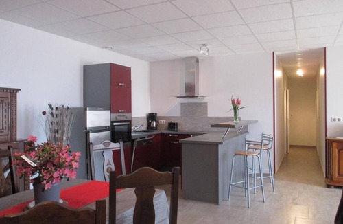 Cressanges Cottage | Renovated House with SPA in Agricultural Setting