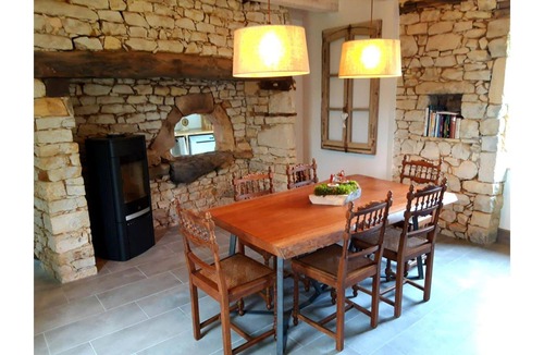 Payrignac House | Renovated stone barn with swimming pool between Lot and Dordogne