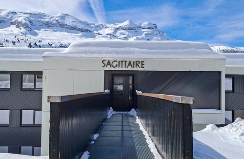 Flaine Apartment | Renovated studio with alcove and balcony in Flaine center