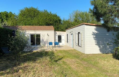 Ronce-les-Bains House | Rent vacation home in La Tremblade, ocean biking - sleeps 5/6