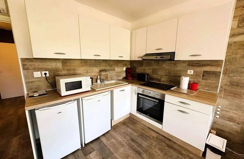 Les Sablettes Apartment | Residence Bali - Air conditioning, fiber connection, in the heart of the Sablettes, all on foot.