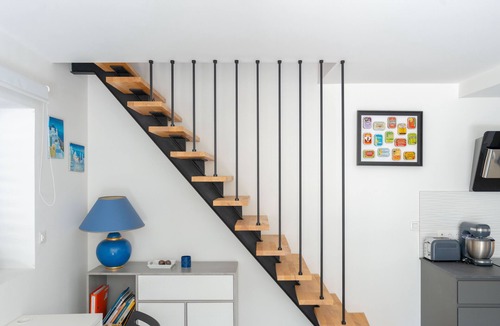 8th Arrondissement House | Restyled house opposite the marina and 3 minutes from the beach