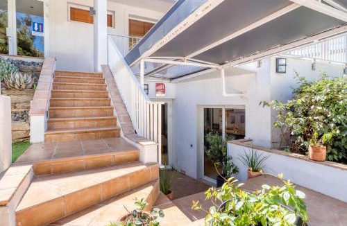 Le Lavandou Hotel | Roc Hotel - Hôtel 4 étoiles les pieds dans l'eau