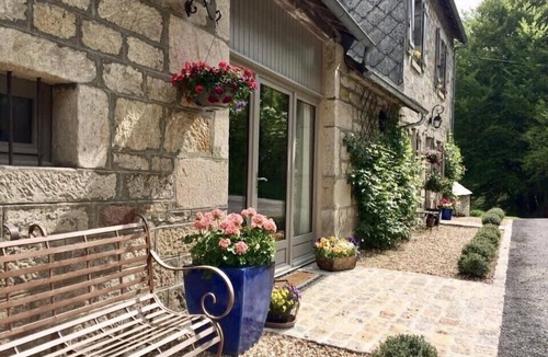Gourdon-Murat House | Romantic French country barn perfect for a couple/weekend breaks.