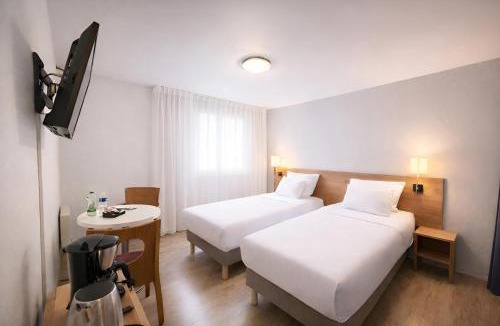 Nansouty-Saint-Genes Apartment | Séjours & Affaires Bordeaux de L'Yser