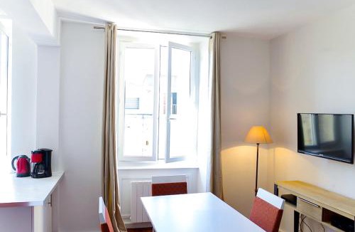 Hotel de Ville - Quinconces Apartment | Sainte Catherine - Duplex 1 chambre proche des boutiques du centre ville
