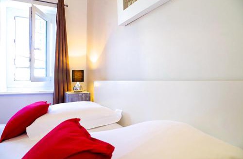 Hotel de Ville - Quinconces Apartment | Sainte Catherine - Duplex 1 chambre proche des boutiques du centre ville