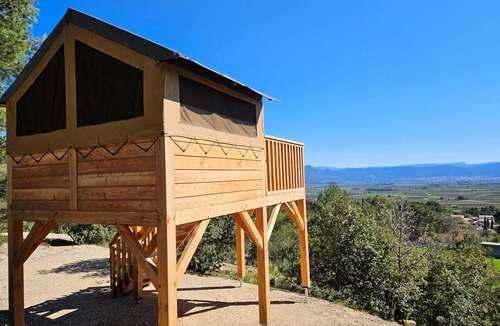 Puyloubier House | Sainte-Victoire" cabin, panoramic view, sleeps 2