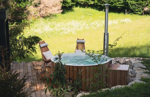 Premanon Apartment | Sauna & bain nordique - Duplex dans ancienne ferme en pierres avec jardin privatif - 4 personnes