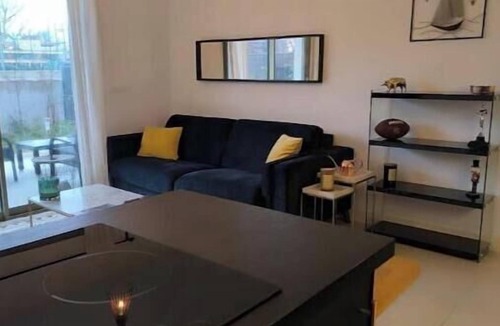 Bonneveine Apartment | Sea & Elegance in the 8th district - Prado beaches on foot & garden terrace