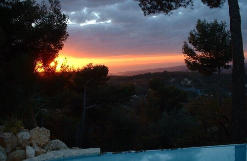 Tourrettes-sur-Loup House | Sea views from the pool and from every room at Villa 'Pura Vida'!