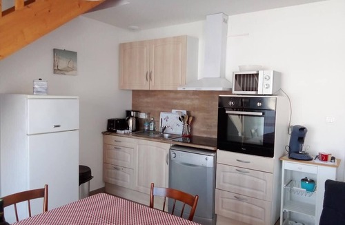 Biscarrosse Plage House | Semi-detached house 3*, quiet, 3 min from the beach, close to shops, restaurants(East)