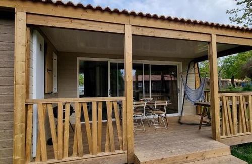 Labouheyre Ski Chalet | Sous la canopée - le calme au bord du lac