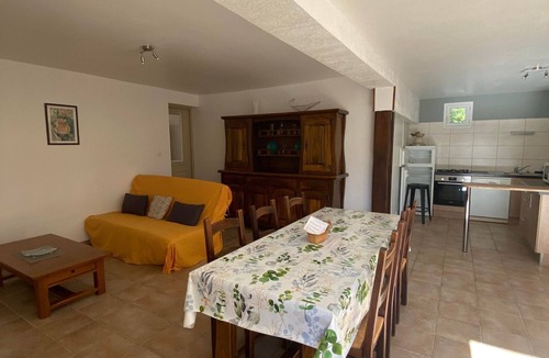 Balazuc House | South Ardeche: gite 2 bedrooms, air conditioning, wifi, swimming pool, Near Vallon Pont d'arc