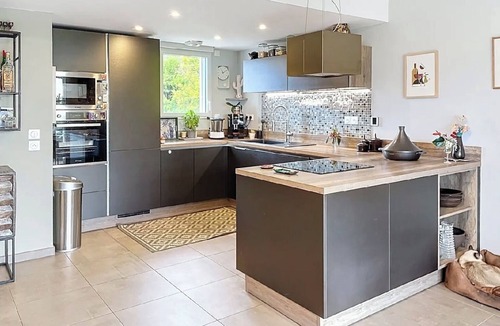 Les Maillans Condo | Spacious apartment in secure residence with swimming pool