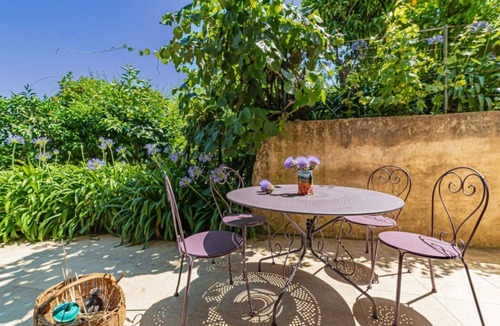 Le Bar-sur-Loup Apartment | Spacious apartment with garden, ideal for families