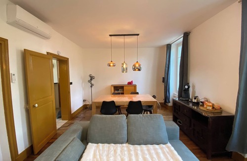 Nevers Condo | Spacious apartment 200m from the station and the Loire, with private garden