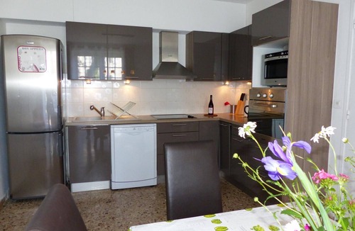 Le Mayet-de-Montagne Cottage | Spacious contemporary house with pool and pets allowed