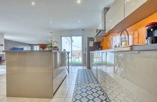 Champcevinel House | Spacious House with Garden & Terrace – Perfect for Families & Friends