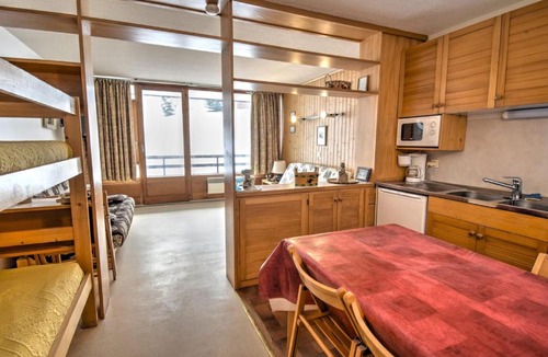 Morzine Apartment | Studio avec balcon exposé sud-ouest, parking et animaux admis à 300m du centre - FR-1-524-84