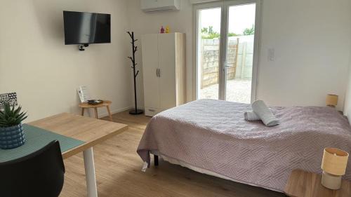 Saran Apartment | Studio avec extérieur